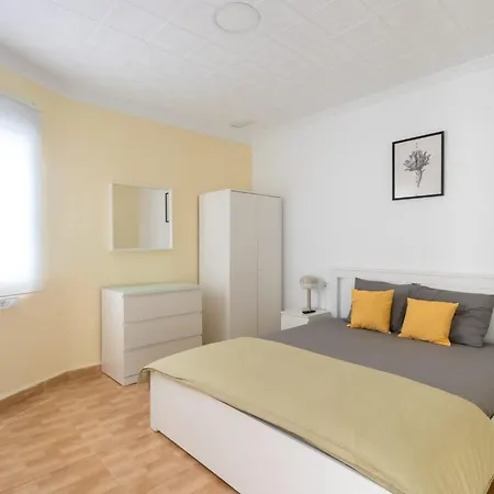 Zeushaus Apartament *
